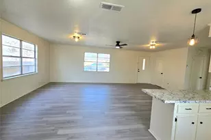 406 E Brazos St, Groesbeck, TX 76642 - Photo 5