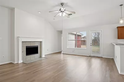 1122 Suffolk Lane, Cedar Hill, TX 75104 - Photo 3