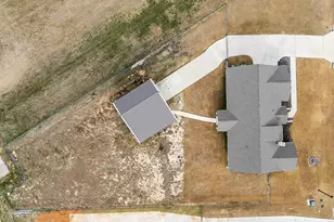 173 Mdw Vis Dr, Rhome, TX 76078 - Photo 39