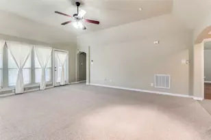 3604 University Park Ln, Irving, TX 75062 - Photo 19