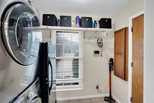 609 Shallow Creek Dr, Oak Leaf, TX 75154 - Photo 29