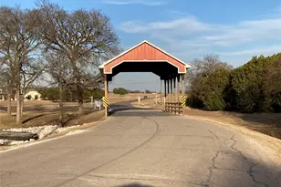 23077 Oak Ridge Dr, Whitney, TX 76692 - Photo 1
