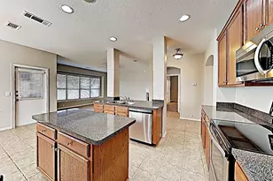 816 Cutting Horse Dr, Mansfield, TX 76063 - Photo 5