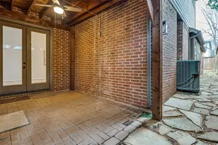 8430 Lakemont Dr, Dallas, TX 75209 - Photo 27