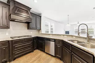 5649 Salt Springs Dr, Fort Worth, TX 76179 - Photo 9