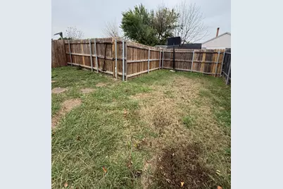 2408 Limestone Drive, Arlington, TX 76014 - Photo 11