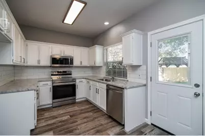 309 Pinnacle Drive, Cedar Hill, TX 75104 - Photo 9