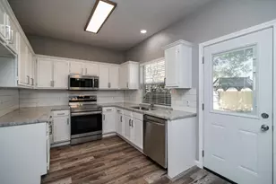 309 Pinnacle Dr, Cedar Hill, TX 75104 - Photo 9