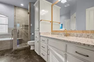 207 Cresthill Cir, Valley Mills, TX 76689 - Photo 11