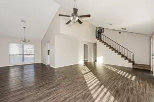 309 Deacon Dr, Euless, TX 76039 - Photo 3