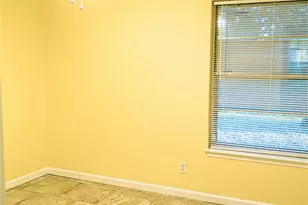 718 E Martin Ln, Sherman, TX 75090 - Photo 13