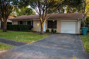 718 E Martin Ln, Sherman, TX 75090 - Photo 7