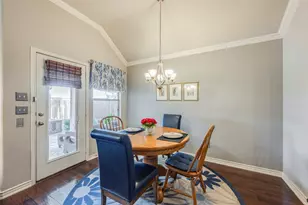 15625 Gatehouse Dr, Fort Worth, TX 76262 - Photo 7