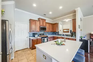 15625 Gatehouse Dr, Fort Worth, TX 76262 - Photo 11