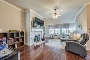 15625 Gatehouse Dr, Fort Worth, TX 76262 - Photo 3