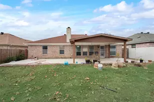 7019 Thunderbird Dr, Arlington, TX 76002 - Photo 15