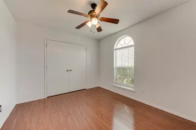 7019 Thunderbird Drive, Arlington, TX 76002 - Photo 13