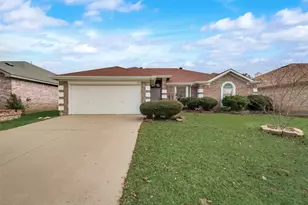 7019 Thunderbird Dr, Arlington, TX 76002 - Photo 1