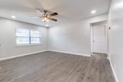 2406 Globe Avenue, Dallas, TX 75228 - Photo 7