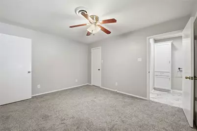 3920 Sanguinet Street, Fort Worth, TX 76107 - Photo 33