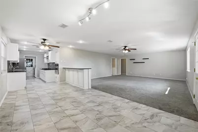 3920 Sanguinet Street, Fort Worth, TX 76107 - Photo 9