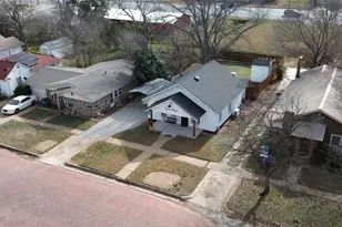 1111 W 7th St, Cisco, TX 76437 - Photo 31