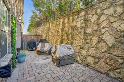 612 Rockingham Drive, Irving, TX 75063 - Photo 39