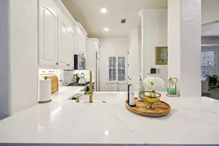 612 Rockingham Dr, Irving, TX 75063 - Photo 9