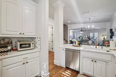 612 Rockingham Drive, Irving, TX 75063 - Photo 19