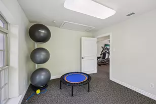 612 Rockingham Dr, Irving, TX 75063 - Photo 31