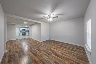 3222 Grayson St, Fort Worth, TX 76119 - Photo 7