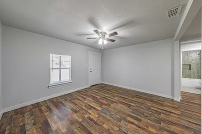 3222 Grayson Street, Fort Worth, TX 76119 - Photo 9