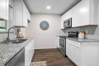 1050 Winterwood Drive, Lewisville, TX 75067 - Photo 13