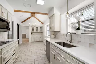 2109 Nob Hill, Carrollton, TX 75006 - Photo 3