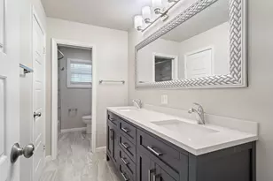 5913 Cynthia Cir, North Richland Hills, TX 76117 - Photo 15