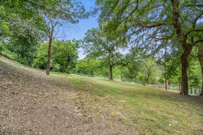 5913 Cynthia Circle, North Richland Hills, TX 76117 - Photo 25