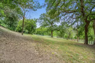 5913 Cynthia Cir, North Richland Hills, TX 76117 - Photo 25