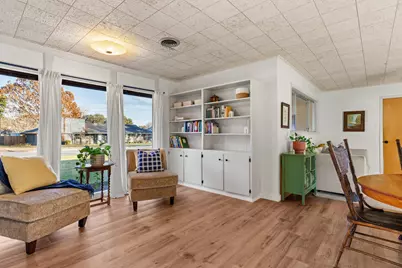 910 S Harrison Street, West, TX 76691 - Photo 9