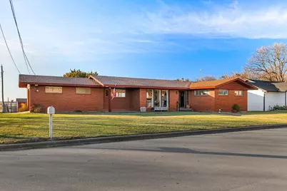 910 S Harrison Street, West, TX 76691 - Photo 3