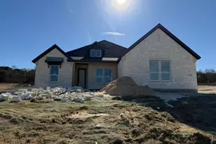 532 Lantana Dr, Weatherford, TX 76085 - Photo 1