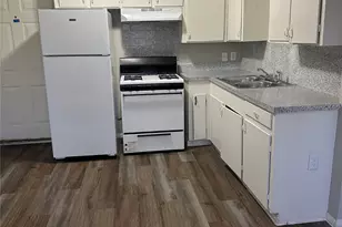 2425 Parkside, Irving, TX 75061 - Photo 3