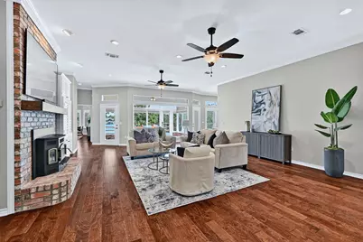 214 Kiowa Drive E, Lake Kiowa, TX 76240 - Photo 11