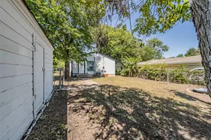 1224 Colvin St, Fort Worth, TX 76104 - Photo 19