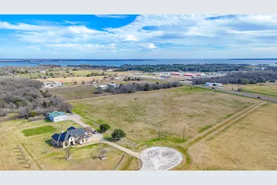 285 Cowboy Way, Corsicana, TX 75109 - Photo 1
