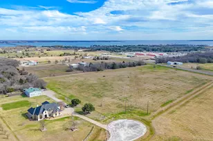 285 Cowboy Way, Corsicana, TX 75109 - Photo 1