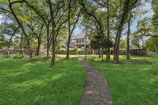 5808 Lakeside Dr, Fort Worth, TX 76179 - Photo 11