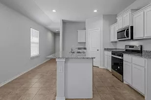 540 Shaded Grv Dr, Denton, TX 76259 - Photo 5