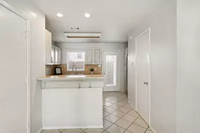 617 Carriagehouse Lane #3E, Garland, TX 75040 - Photo 9