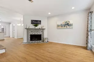 617 Carriagehouse Ln, Garland, TX 75040 - Photo 5