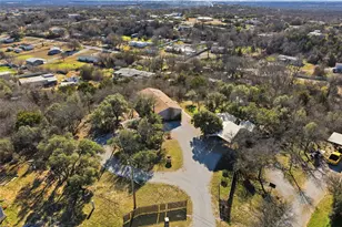 224 Cactus Ridge Ct, Springtown, TX 76082 - Photo 35